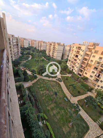 2 Bedroom Flat for Sale in Madinaty, Cairo - garden view B6. jpeg