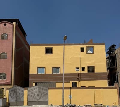 Industrial for Sale in 10th of Ramadan, Sharqia - مصنع للبيع في الروبيكي، العاشر من رمضان من المالك مباشر