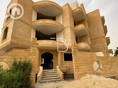 عقار سكني آخر 10 غرف نوم للبيع في 6 أكتوبر، الجيزة - 1 - Copy. png