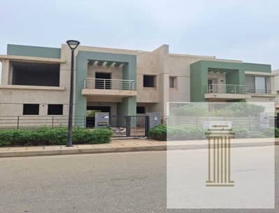 4 Bedroom Villa for Sale in Madinaty, Cairo - da7e554e-5d1c-4d8e-b8c1-4d0a21998bf4. jpg