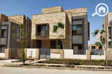 فیلا 3 غرف نوم للبيع في القاهرة الجديدة، القاهرة - 449949584_122143196420253023_4587857727844230561_n. jpg