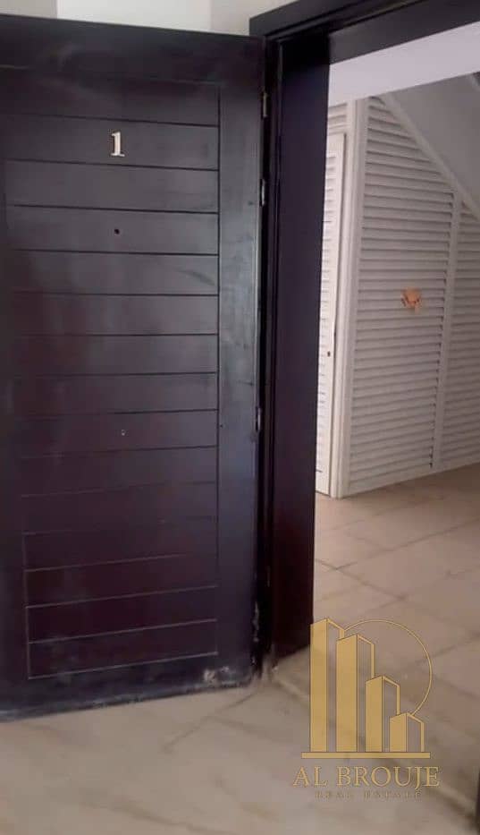 2 WhatsApp Image 2025-07-27 at 17.58. 53_01cfb945. jpg