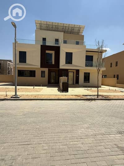 تاون هاوس 3 غرف نوم للبيع في الشيخ زايد، الجيزة - WhatsApp Image 2025-05-14 at 4.00. 38 PM. jpeg