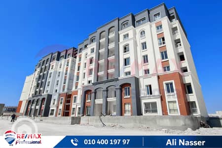 فلیٹ 4 غرف نوم للبيع في سموحة، الإسكندرية - 0001. jpg