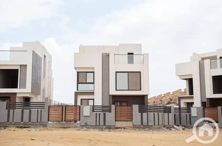5 Bedroom Villa for Sale in 6th of October, Giza - _DSC3384. jpg