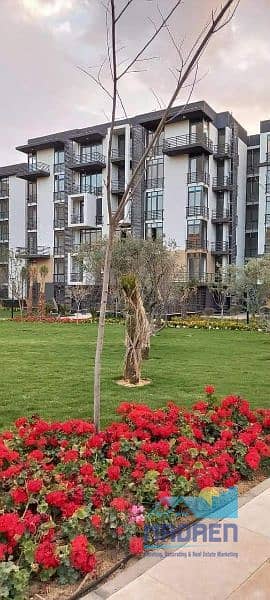 Studio for Sale in Madinaty, Cairo - للبيع في مدينتي شقه 64 متر بال b8 اوفر لقطه مجموعه 87