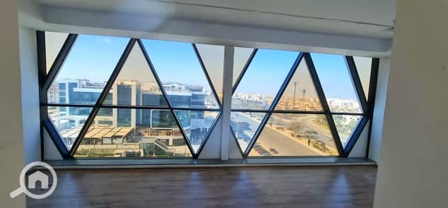 مکتب  للايجار في القاهرة الجديدة، القاهرة - Untitled ب. jpg