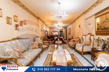 شقة 3 غرف نوم للبيع في جليم، الإسكندرية - 2. jpg