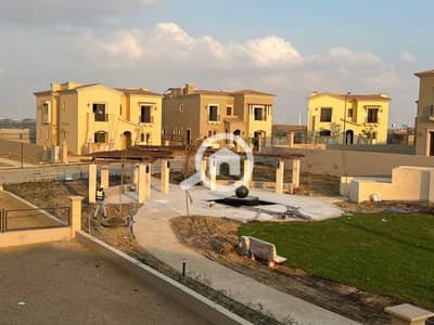 5 Bedroom Villa for Sale in New Cairo, Cairo - 486249768_1839694623472715_1660371476783023729_n. jpg