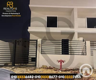 4 Bedroom Twin House for Sale in 6th of October, Giza - 2. png