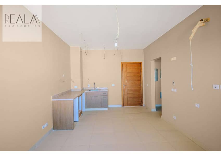 4 1- BR - CREST - FF_page-0003. jpg