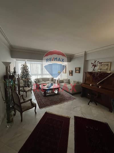 3 Bedroom Flat for Sale in Giza District, Giza - cf29338b-a74c-451f-9c2f-5b4ddcf0506c. jpg