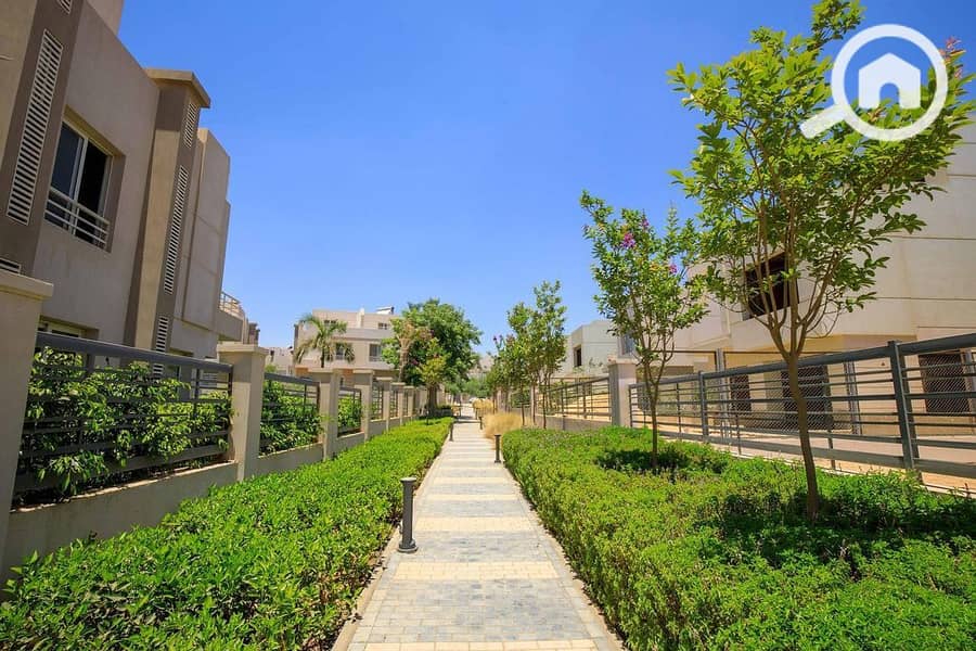 3 Atrio-Compound-Sheikh-Zayed5. jpg