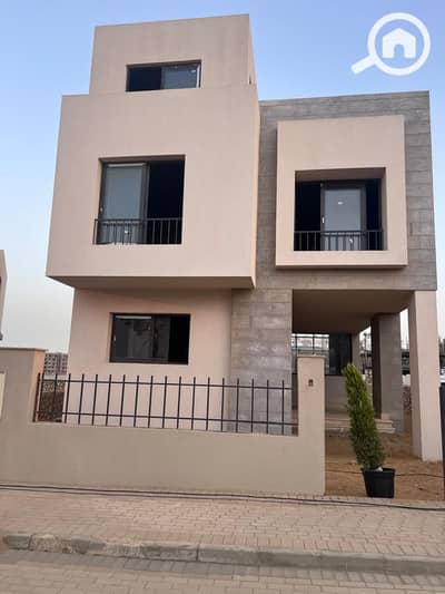 فیلا 3 غرف نوم للبيع في 6 أكتوبر، الجيزة - 2ba58608-62ec-4ce2-8722-dd9cdd2b287e. jpeg