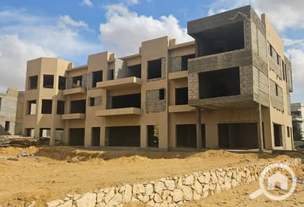 6 Bedroom Villa for Sale in New Cairo, Cairo - 1d722cab-b8f2-4f55-a15e-4d1f355e1f42. jpg