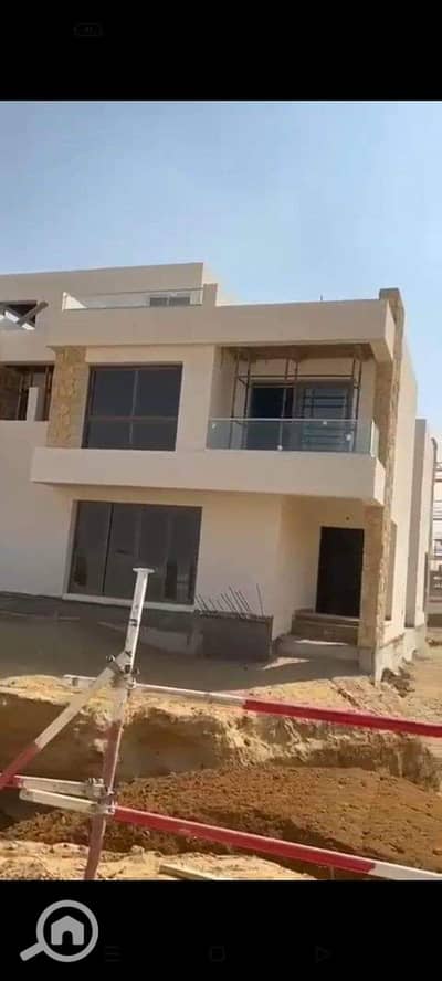 3 Bedroom Townhouse for Sale in New Capital City, Cairo - 338781a0-f66e-48db-9e2b-61a35f3a44a8. jpeg