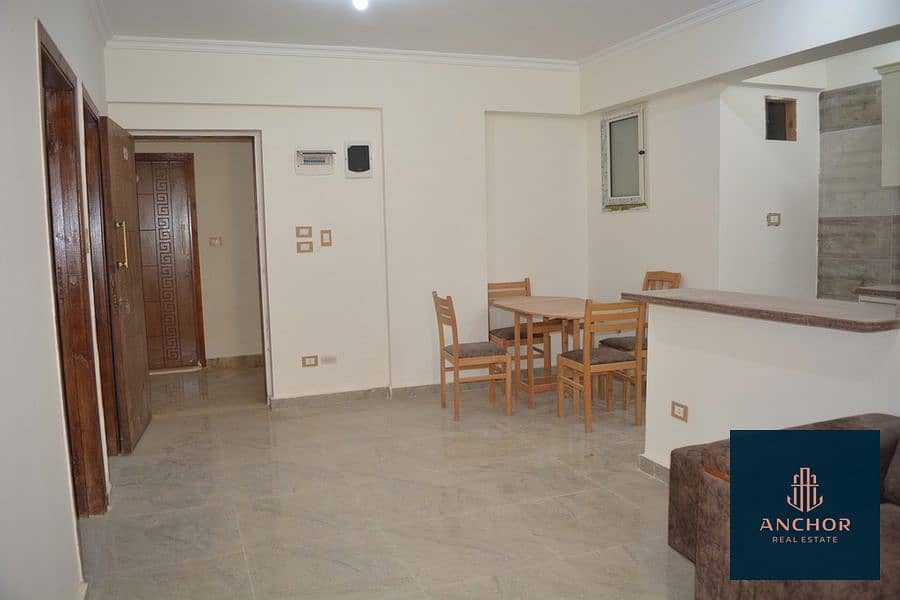 22 23_900x600. jpg
