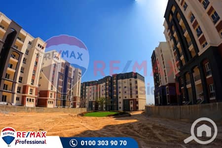 شقة 4 غرف نوم للبيع في عجمي، الإسكندرية - 01. jpg