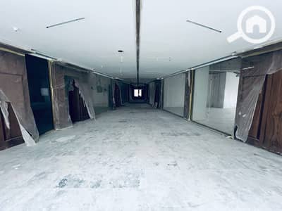 صالة عرض  للبيع في القاهرة الجديدة، القاهرة - 6d9868f1-fe0d-4aec-88ed-c1e537651552. jpg