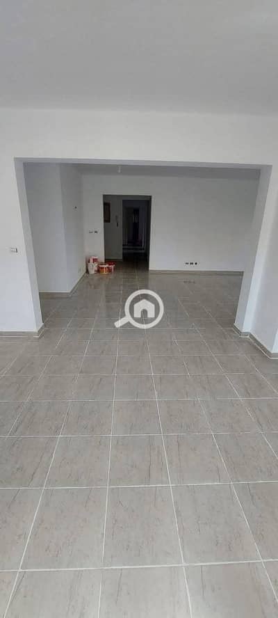 3 Bedroom Flat for Sale in Madinaty, Cairo - 31-48-41. jpg