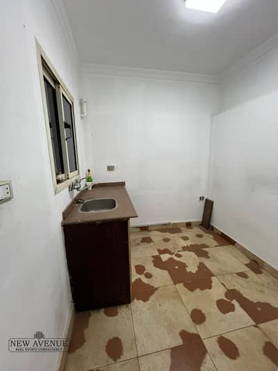 مکتب  للايجار في مصر الجديدة، القاهرة - IMG-20250727-WA0086. jpg