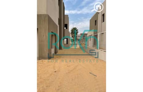 3 Bedroom Townhouse for Sale in 6th of October, Giza - 28602815-400x300. jpg