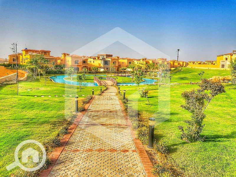 13 Royal Meadows 13. jpg
