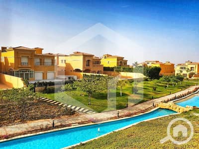 4 Bedroom Townhouse for Sale in Sheikh Zayed, Giza - Royal Meadows 2. jpg