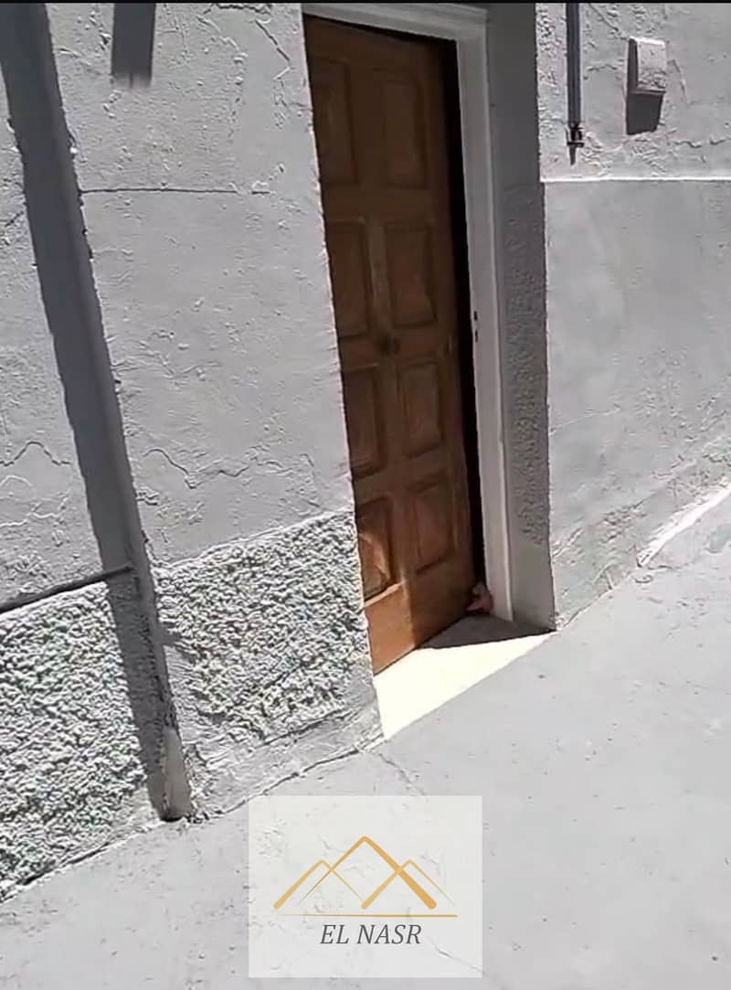 2 2. jpeg