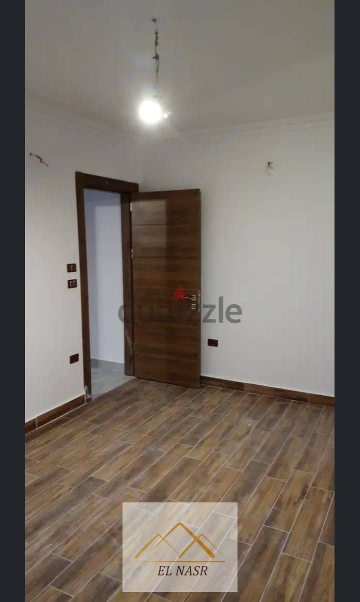 4 4. jpeg