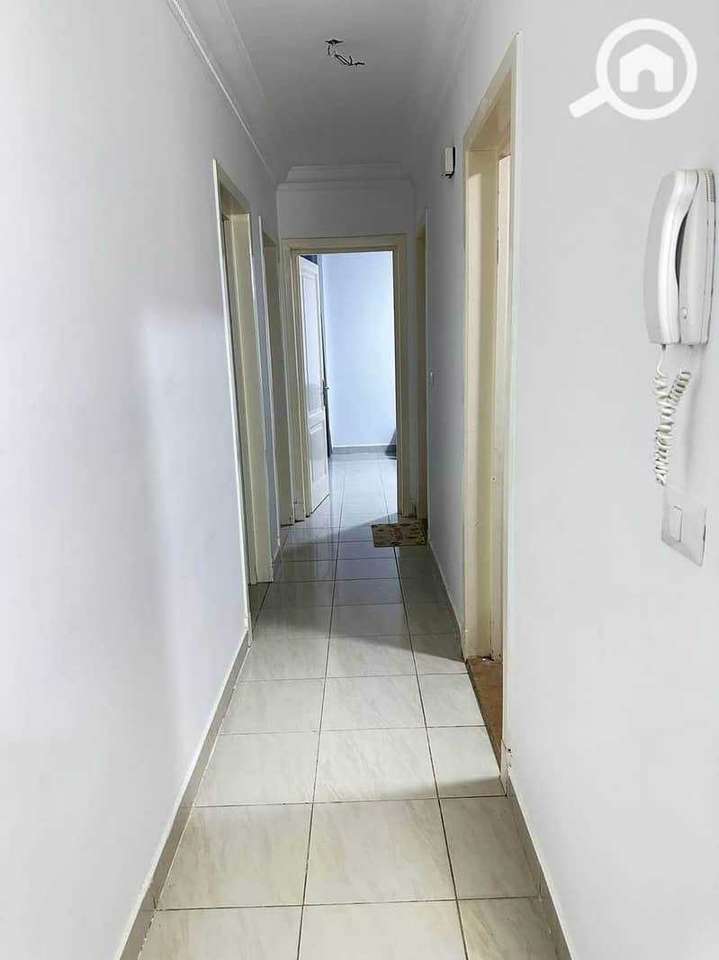6 826cc312-65b4-437c-bccc-4017e792fe1f. jpg