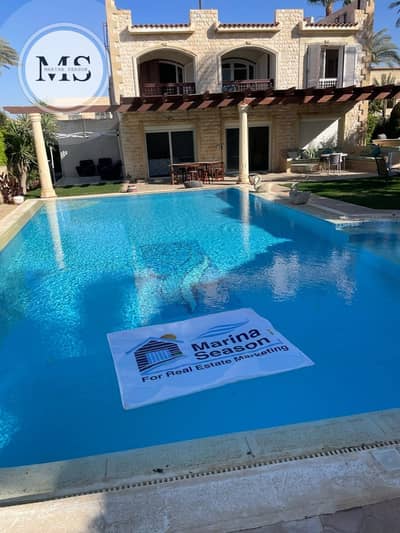 5 Bedroom Villa for Rent in North Coast, Matruh - فيلا للايجار بمارينا 5اول صف بحر لسان الوزراء برايفت بول