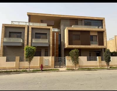 6 Bedroom Villa for Sale in New Cairo, Cairo - palace for sale at taj city
