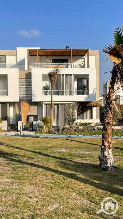 5 Bedroom Twin House for Sale in 6th of October, Giza - FB_IMG_1738851140265. jpg