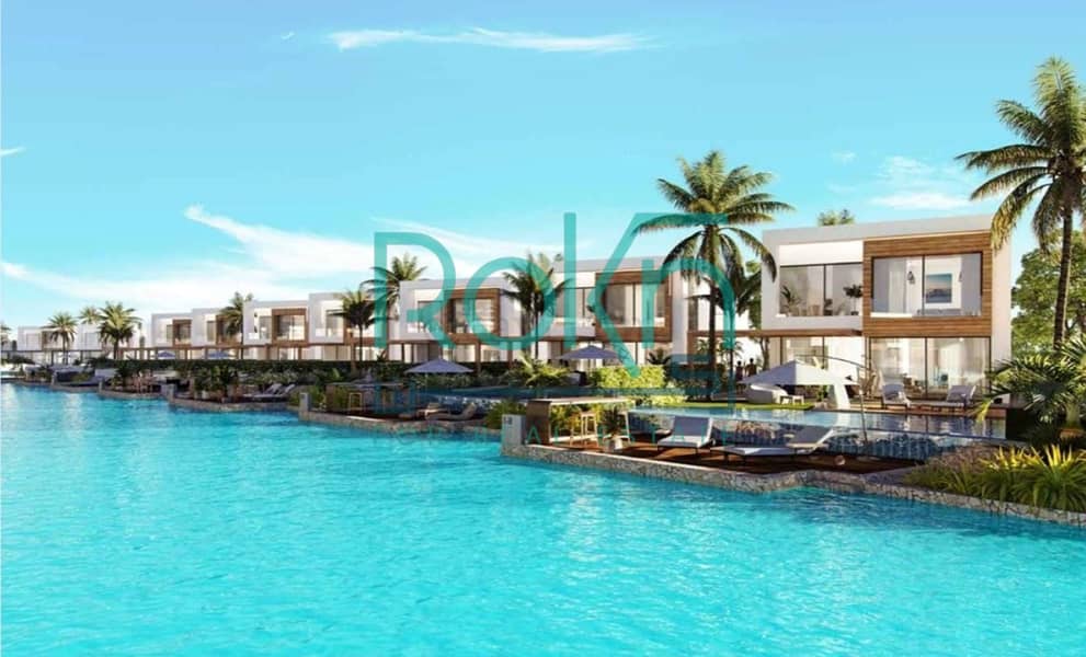 2 exterior--hacienda-bay-water-villas-north-coast-palm-hills-2jpeg. jpg