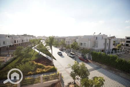 4 Bedroom Villa for Sale in Sheikh Zayed, Giza - 55786f34-7d3f-46ca-9ecf-91443c119d9a. jpg