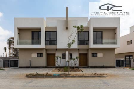 4 Bedroom Twin House for Sale in Shorouk City, Cairo - WhatsApp Image 2025-06-18 at 8.28. 31 PM (1). jpeg