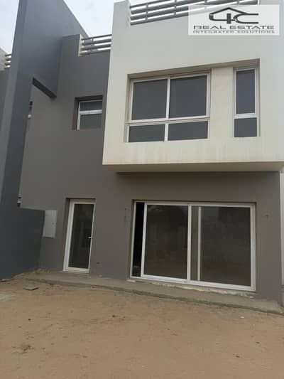 4 Bedroom Townhouse for Sale in New Cairo, Cairo - WhatsApp Image 2025-06-17 at 16.32. 43_9c679e61. jpg