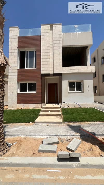 3 Bedroom Townhouse for Sale in New Cairo, Cairo - df6527d1-d46c-476d-a247-51eee4aab525. jpg