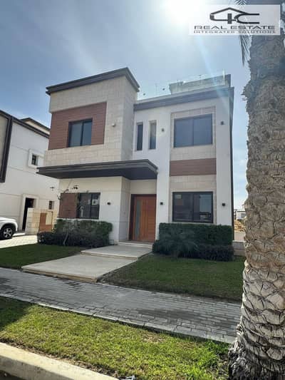 5 Bedroom Townhouse for Sale in New Cairo, Cairo - WhatsApp Image 2025-03-10 at 4.47. 52 PM (2). jpeg