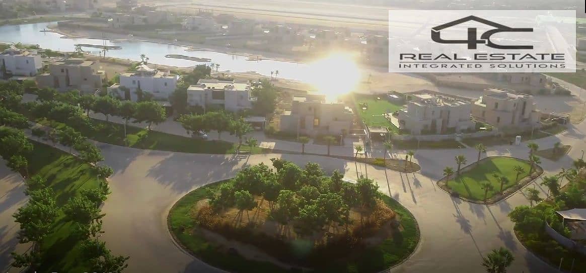 6 hacienda bay. PNG
