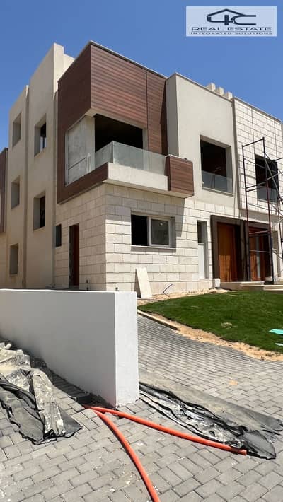 تاون هاوس 4 غرف نوم للبيع في القاهرة الجديدة، القاهرة - 4bef0da3-dd3a-4aac-9165-820cf65dfd39. jpg