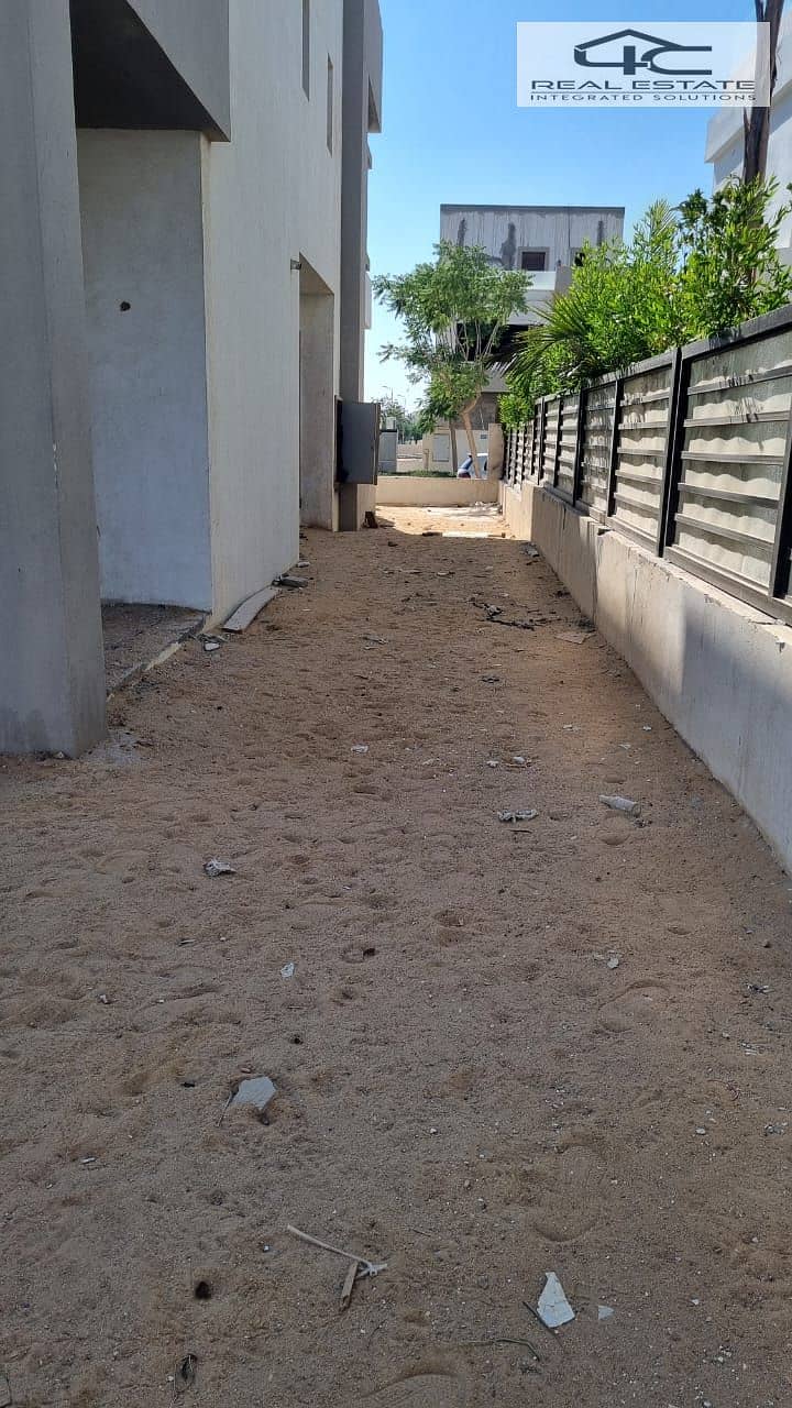 4 WhatsApp Image 2025-07-30 at 6.21. 19 PM (1). jpeg