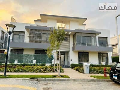 5 Bedroom Townhouse for Sale in New Heliopolis, Cairo - 4e1470be-1633-45e5-9242-f31ad628f1ad. jpg