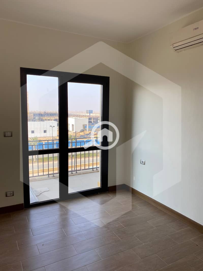 7 Courtyard Sodic 7. jpg