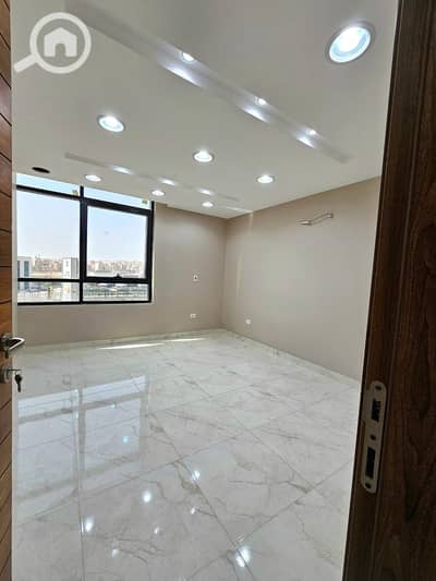 مکتب  للايجار في القطامية، القاهرة - c9bb7d1c-ae54-47c4-b742-505bbe4b5dee. jpeg