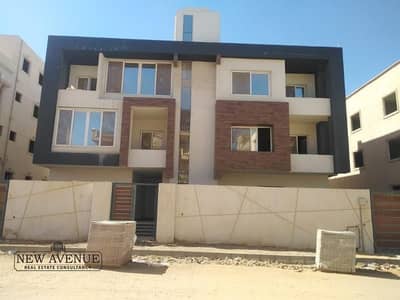 دوبلكس 3 غرف نوم للبيع في القاهرة الجديدة، القاهرة - WhatsApp Image 2025-07-22 at 5.50. 18 PM. jpg
