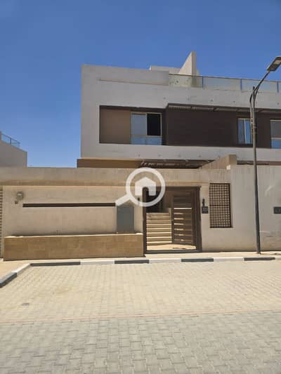 6 Bedroom Twin House for Sale in 6th of October, Giza - WhatsApp Image 2025-06-19 at 14.01. 48_561a2e0e. jpg