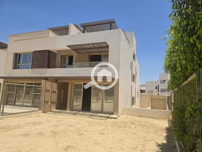 توين هاوس 5 غرف نوم للبيع في 6 أكتوبر، الجيزة - WhatsApp Image 2025-06-19 at 14.01. 48_44eb3c1c. jpg