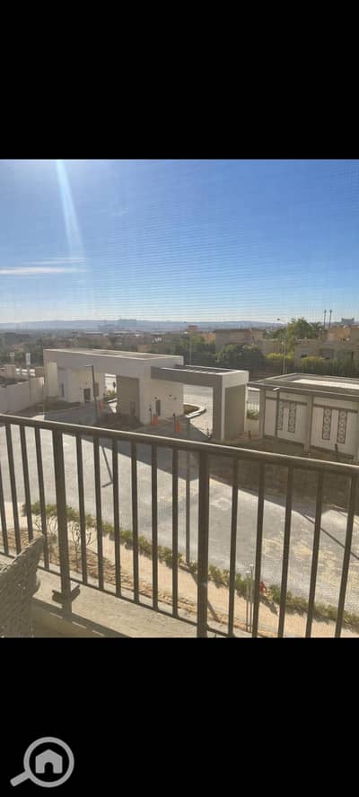 2 Bedroom Flat for Sale in Sheikh Zayed, Giza - Screenshot_٢٠٢٥-٠٧-٢٨-١٦-٣٨-٤٣-١٢_6012fa4d4ddec268fc5c7112cbb265e7. jpg